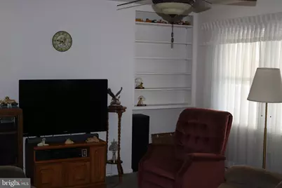 806 N Market Street, Mechanicsburg, PA 17055 - Photo 27