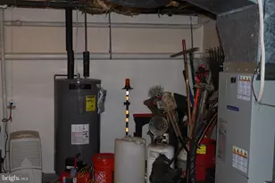 806 N Market St, Mechanicsburg, PA 17055 - Photo 21