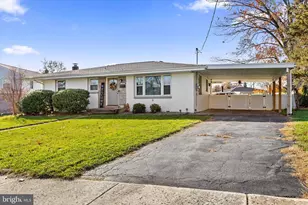 102 Limestone Dr, Camp Hill, PA 17011 - Photo 3