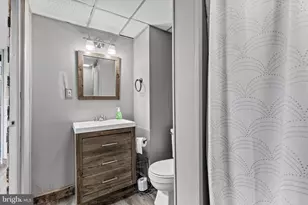 102 Limestone Dr, Camp Hill, PA 17011 - Photo 21