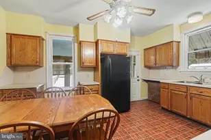 10 N 2nd St, Wormleysburg, PA 17043 - Photo 9