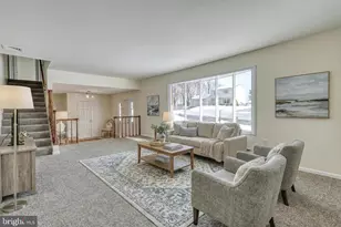 300 Widders Dr, Mechanicsburg, PA 17055 - Photo 5