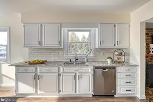 300 Widders Dr, Mechanicsburg, PA 17055 - Photo 11