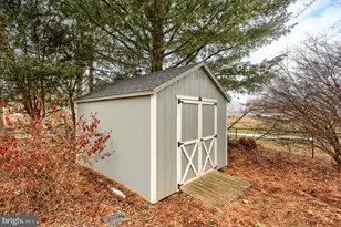 113 E Woodland Dr, Mechanicsburg, PA 17055 - Photo 37