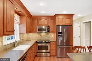 5265 Deerfield Ave, Mechanicsburg, PA 17050 - Photo 3