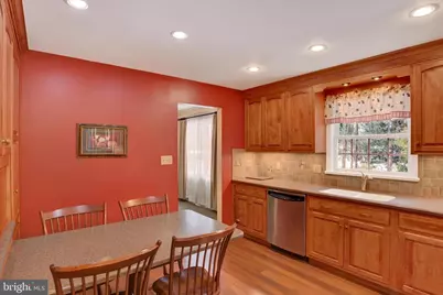 5265 Deerfield Avenue, Mechanicsburg, PA 17050 - Photo 5