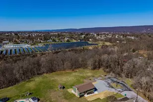 8 W Manor Ave, Enola, PA 17025 - Photo 37