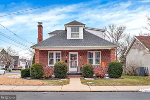 841 N Pitt St, Carlisle, PA 17013 - Photo 1