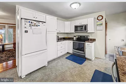 23 E Willow Terrace Drive, Mechanicsburg, PA 17050 - Photo 11