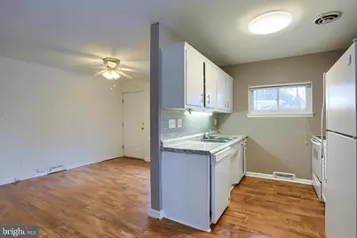 516 E Coover Street, Mechanicsburg, PA 17055 - Photo 9