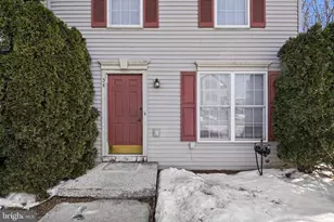 54 Woodmyre Ln, Enola, PA 17025 - Photo 3