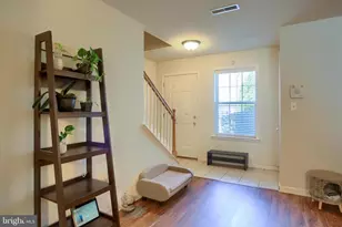 413 Eisenhower Dr, Carlisle, PA 17013 - Photo 3