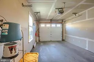 413 Eisenhower Dr, Carlisle, PA 17013 - Photo 33