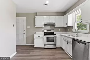 921 Thornton Dr, Mechanicsburg, PA 17055 - Photo 17