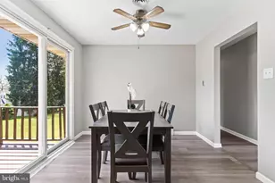 921 Thornton Dr, Mechanicsburg, PA 17055 - Photo 13