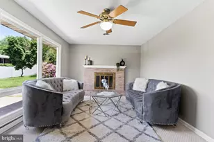 921 Thornton Dr, Mechanicsburg, PA 17055 - Photo 11
