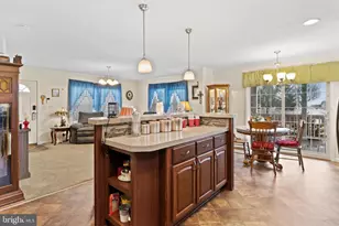 102 Oriole Dr, Carlisle, PA 17013 - Photo 11