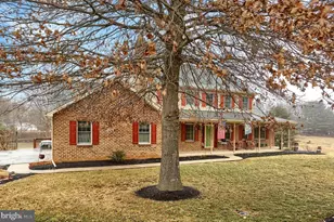 1854 W Lisburn Rd, Carlisle, PA 17015 - Photo 3