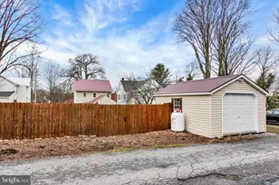 115 N Washington St, Shippensburg, PA 17257 - Photo 27