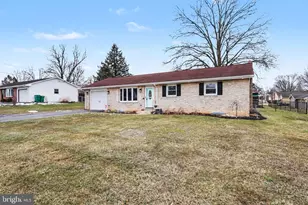 930 Forge Rd, Carlisle, PA 17015 - Photo 3