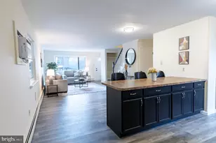 14 W Glenwood Dr, Camp Hill, PA 17011 - Photo 9