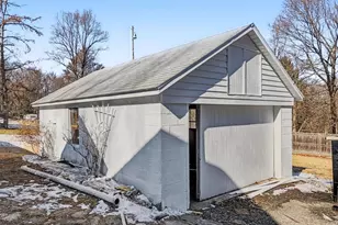 229 Hill St, Mount Holly Springs, PA 17065 - Photo 3