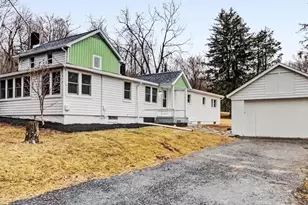 229 Hill St, Mount Holly Springs, PA 17065 - Photo 1