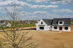 1 Peyton Dr, Carlisle, PA 17015 - Photo 63