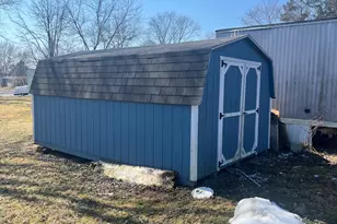 8 Redwood Ln, Carlisle, PA 17015 - Photo 5