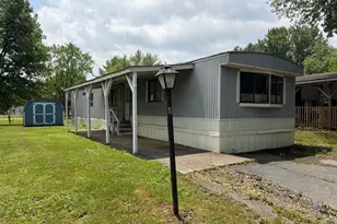 8 Redwood Ln, Carlisle, PA 17015 - Photo 1