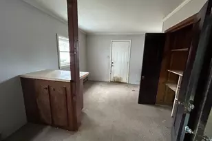 21 N Queen St, Shippensburg, PA 17257 - Photo 11