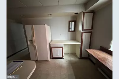 21 N Queen Street, Shippensburg, PA 17257 - Photo 3