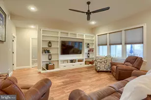 23 Peyton Dr, Carlisle, PA 17015 - Photo 9