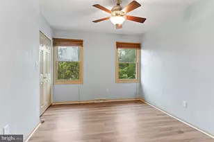 1142 Redwood Dr, Carlisle, PA 17013 - Photo 11
