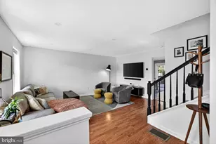 7 Sussex Dr, Carlisle, PA 17013 - Photo 3