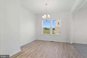 77 Bennington Wy, Carlisle, PA 17013 - Photo 9