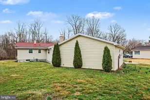 109 Adams Rd, Carlisle, PA 17015 - Photo 23