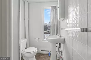 172 E Penn St, Carlisle, PA 17013 - Photo 21