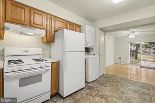 1725 English Dr, Mechanicsburg, PA 17055 - Photo 5