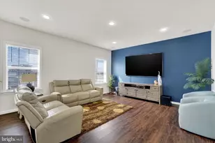 48 Silver Cir, Mechanicsburg, PA 17050 - Photo 5