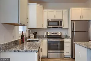 30 Parkview Dr, Carlisle, PA 17013 - Photo 7