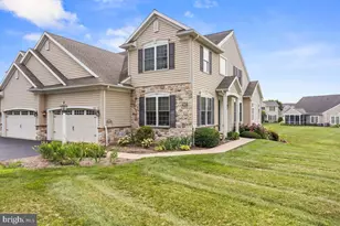 427 Carmella Dr, Mechanicsburg, PA 17050 - Photo 3