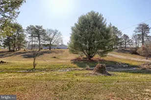 830 N Middleton Rd, Carlisle, PA 17013 - Photo 9