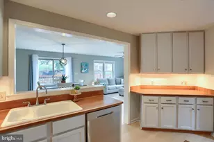 1475 Maplewood Dr, New Cumberland, PA 17070 - Photo 7