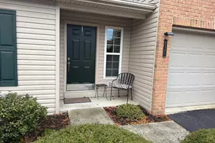 4245 Roth Farm Village Cir, Mechanicsburg, PA 17050 - Photo 3