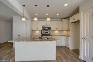 11 Shillington Ln, Carlisle, PA 17013 - Photo 5