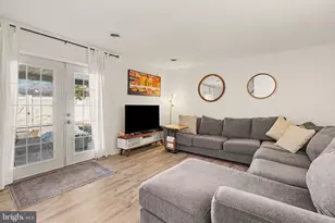 6903 Salem Park Cir, Mechanicsburg, PA 17050 - Photo 5