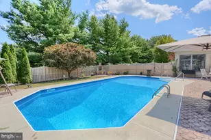 15 Derbyshire Dr, Carlisle, PA 17015 - Photo 9