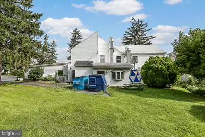 5 W Pine Street, Mount Holly Springs, PA 17065 - Photo 5