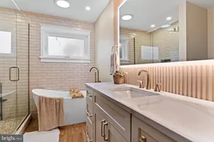 216 N 36th St, Camp Hill, PA 17011 - Photo 5